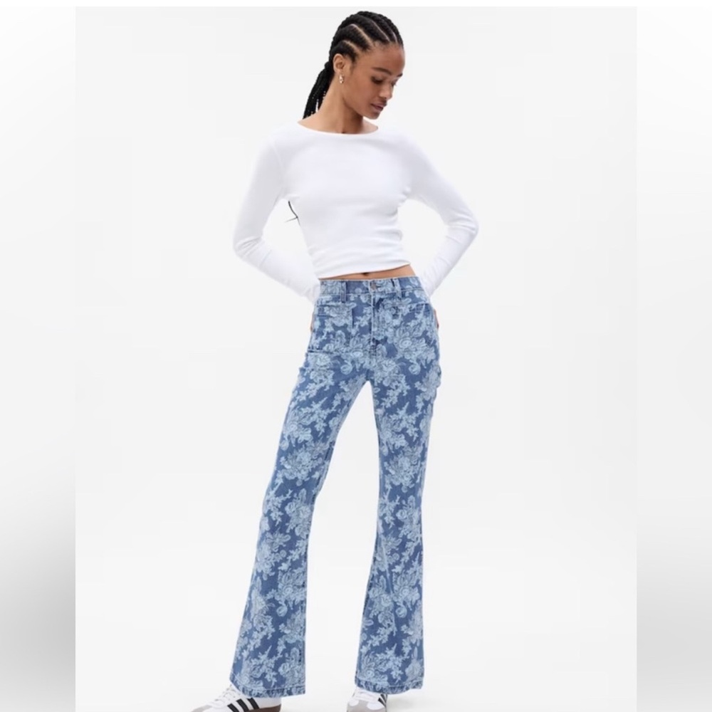 LoveShackFancy x Gap flare jeans sz 30